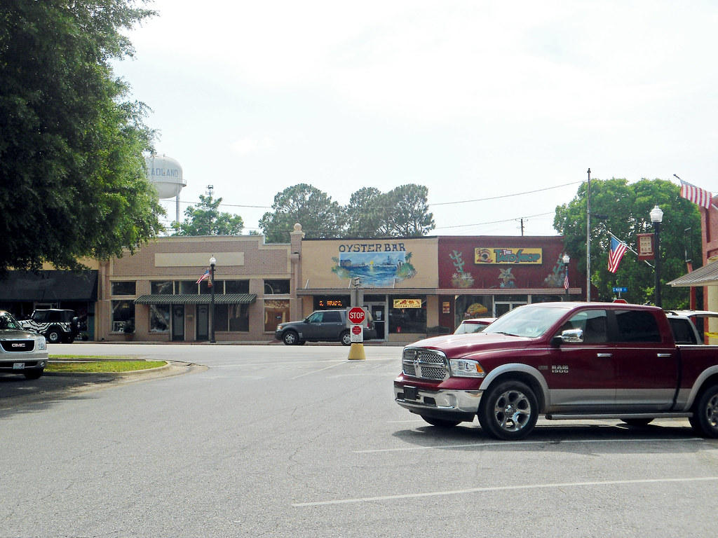 Downtown, Headland, Alabama View is toward Main Street alo… Flickr