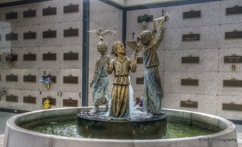 San Fernando Cemetery No. 2 (explored) San Fernando Cemete… Flickr