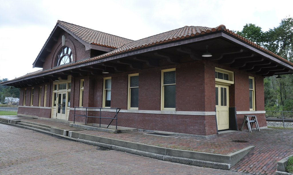 Tunnelton, West Virginia (2 of 3) The former Baltimore & O… Flickr