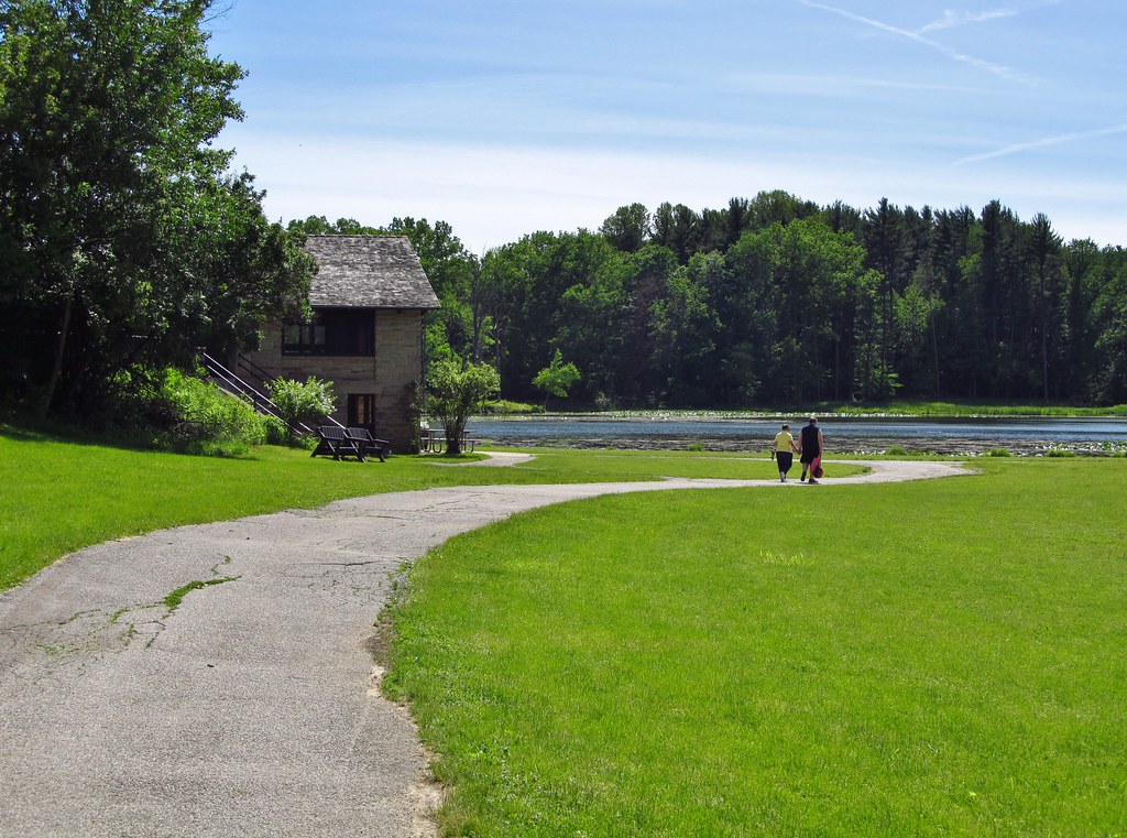 Cuyahoga Valley National Park Kendall Lake and it's surrou… Flickr