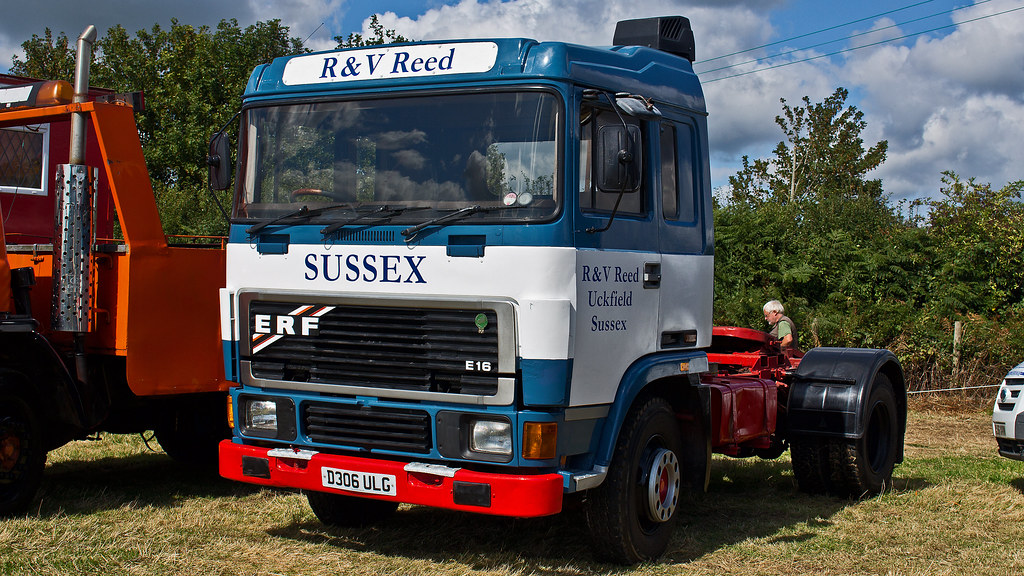 E16 D306 ULG 1987 ERF E16 artic unit D306 ULG At the Helli… Flickr
