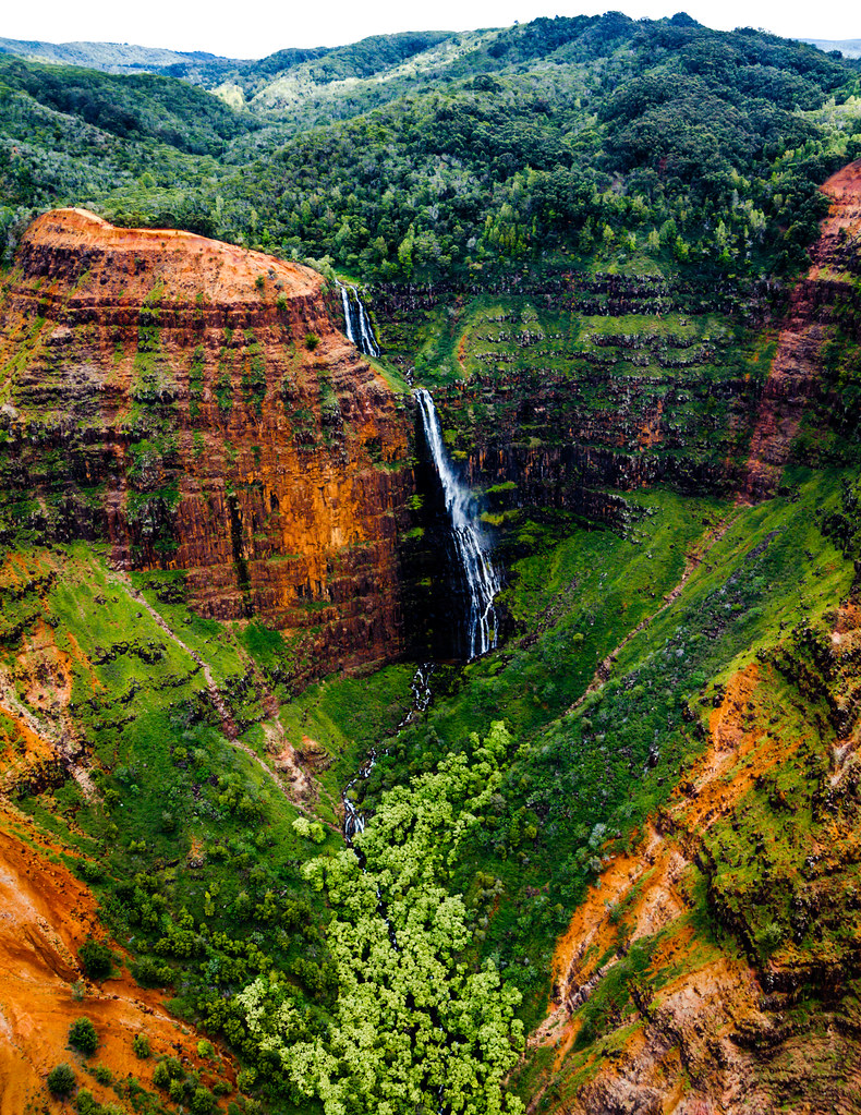 Waimea Canyon Doorsoff helicopter tour, with Jack Harter … Flickr