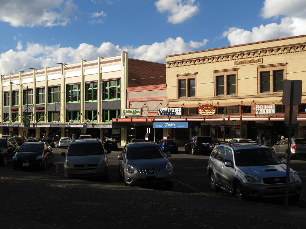Downtown Prescott, Arizona Prescott is a city in Yavapai C… Flickr