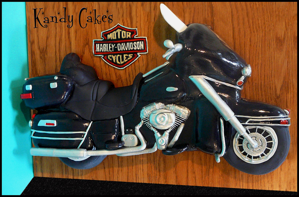Harley Davidson Motorcycle Cake by Kandy Cakes A friend of… Flickr