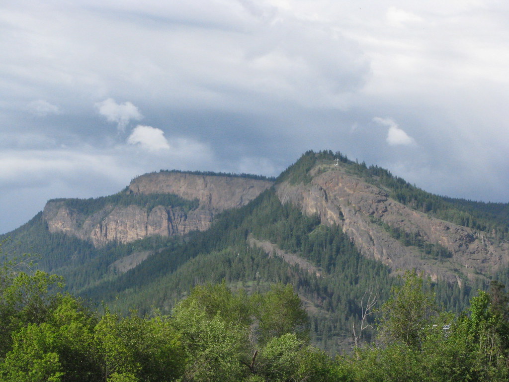 Enderby Cliffs, near Enderby, BC The Enderby Cliffs, locat… Flickr