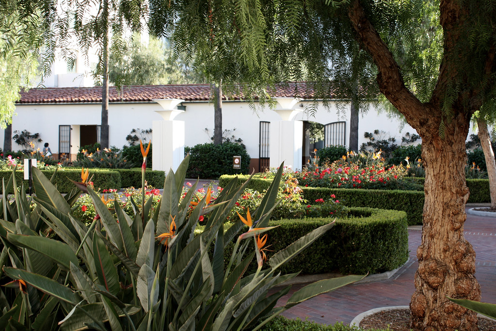 USA Los Angeles Union Station Enclosed garden patios a… Flickr