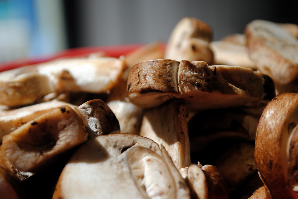 Baby Bella Mushrooms A bowl of baby portobella mushrooms. … Flickr