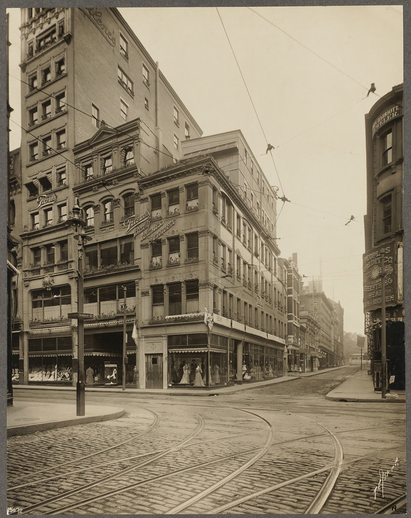 Washington and Summer Streets looking up Winter Street, Au… Flickr