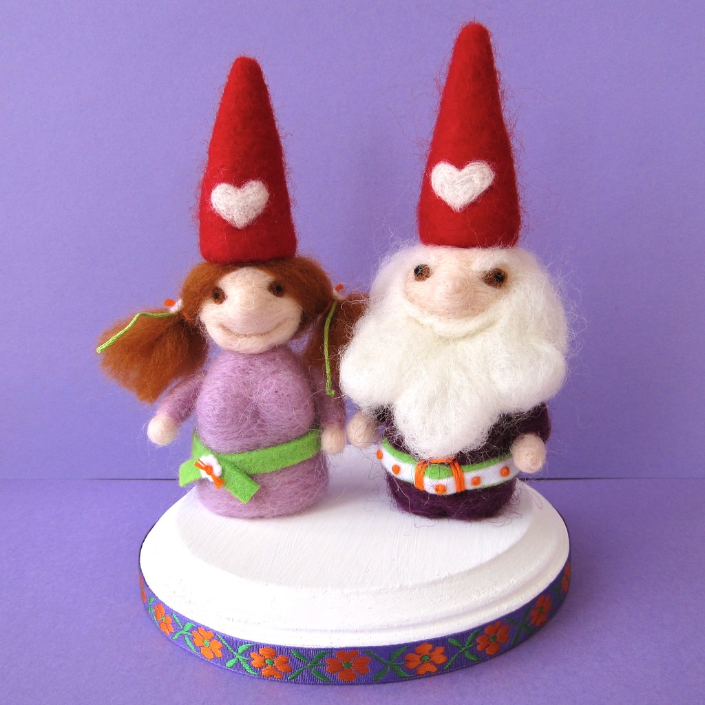 Gnome Wedding Cake Topper Dressed up and all ready to cele… Flickr