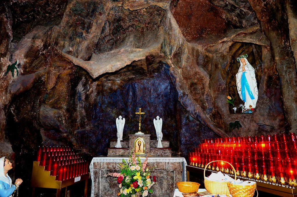 Grotto at Notre Dame Church, Saco, Maine Church is closed,… Flickr