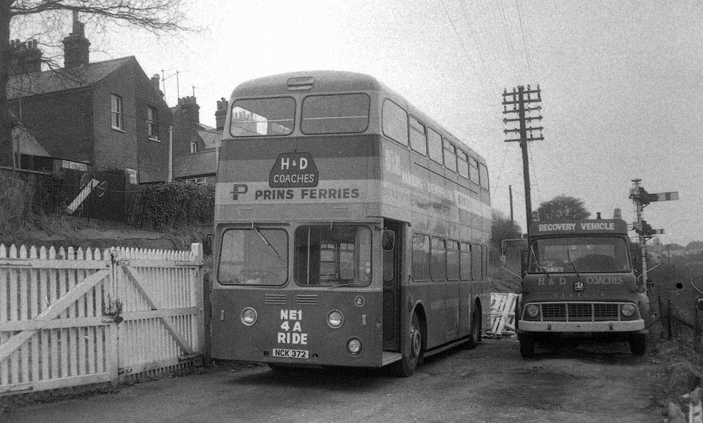 Harwich & Dovercourt Coaches The Coaches where often seen … Flickr
