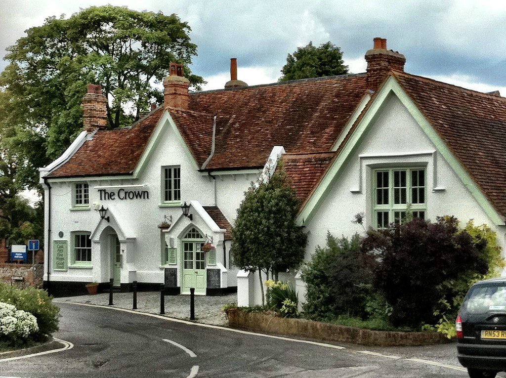 The Crown, Kingsclere, Hampshire Mike Cattell Flickr