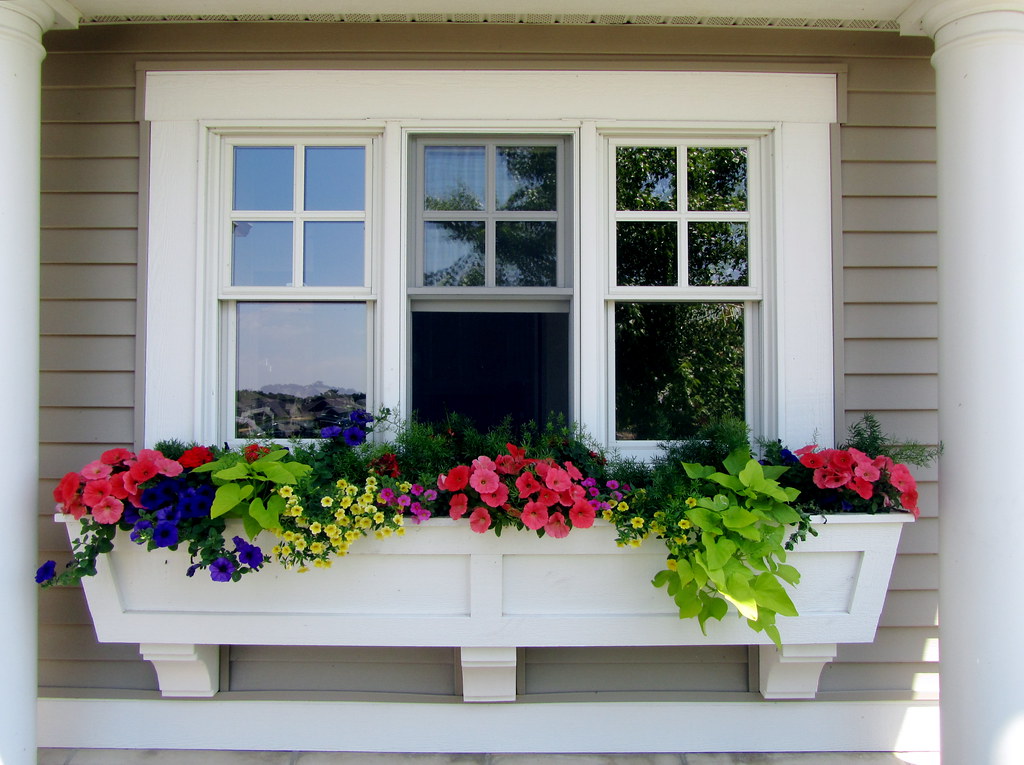 Window box perfection Now that's what a I call a window bo… Flickr