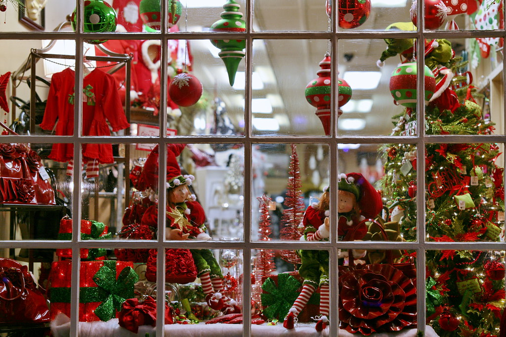 Holiday Decorations Decorations in Clarendon, Arlington, a… Flickr