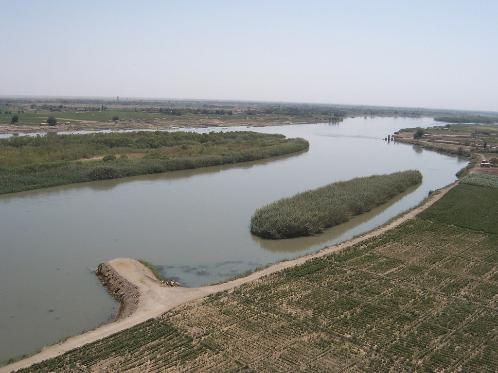 Euphrates River by DuraEuropus, Syria. (I) AWIBISAW Eup… Flickr
