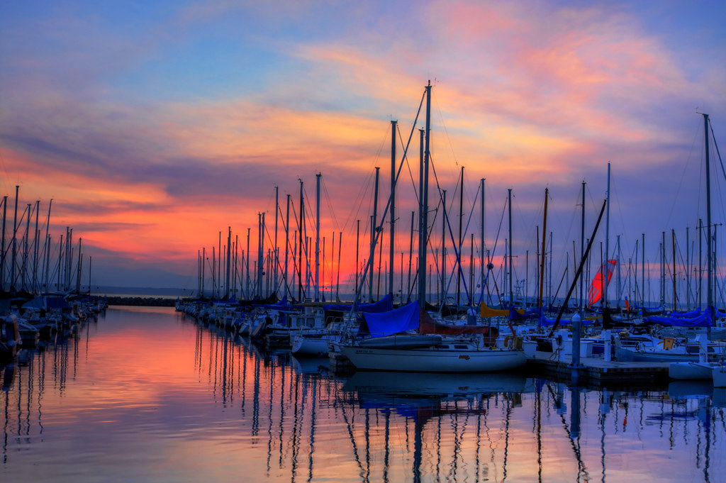 Seattle's Leschi Marina The colors of a summer sunset stil… Flickr