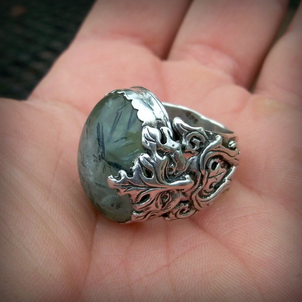 Why do people prefer to wear Pukhraj to achieve success