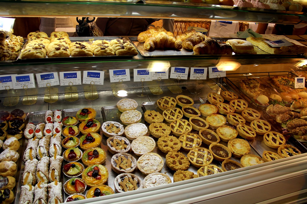 Italy April 2012 Venice 14 A delicious pastry shop in Ve… Flickr