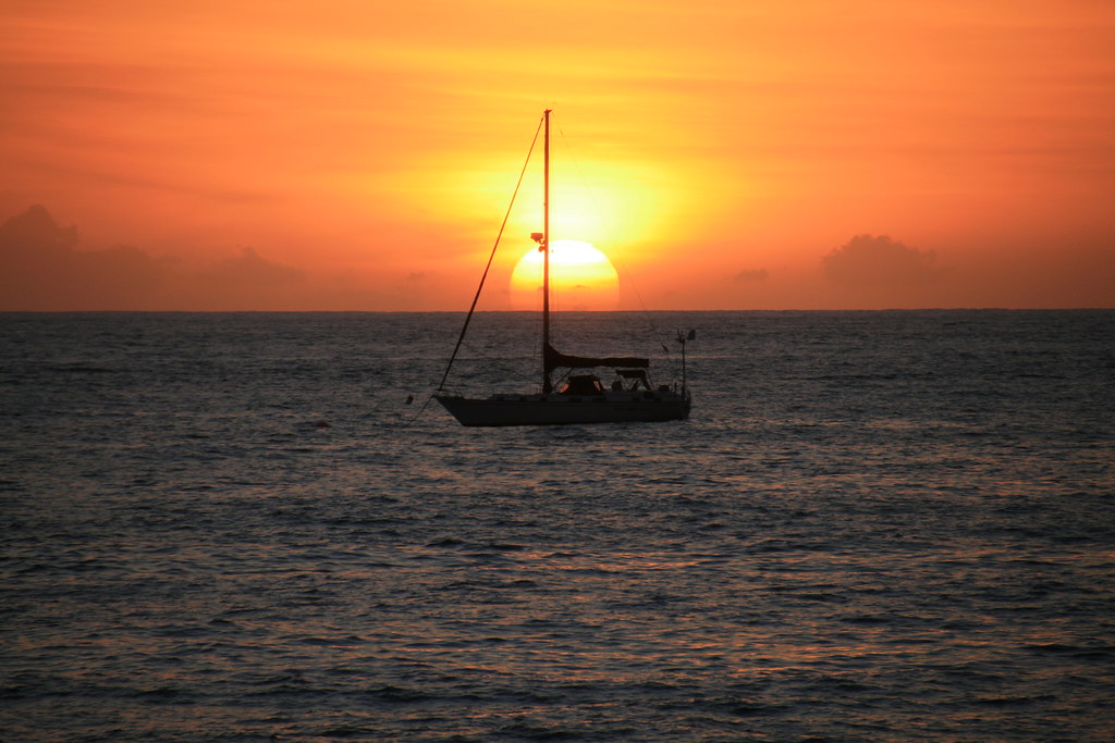 Hawaii Big Island off shore KailuaKona sunset sail boat… Flickr