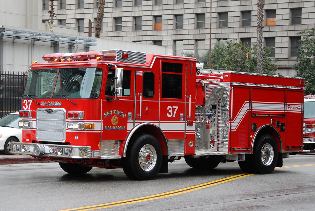 SAN DIEGO FIRE DEPARTMENT (SDFD) SDFD Engine 37, Scripps R… Flickr