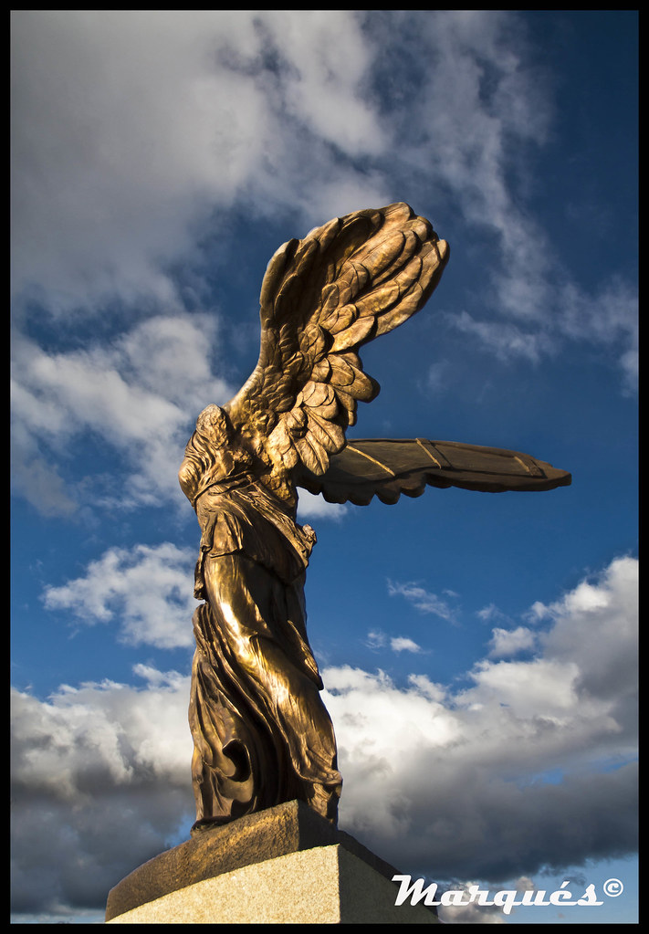 Angel sin cabeza Ponferrada Venus de Samotracia Víctor