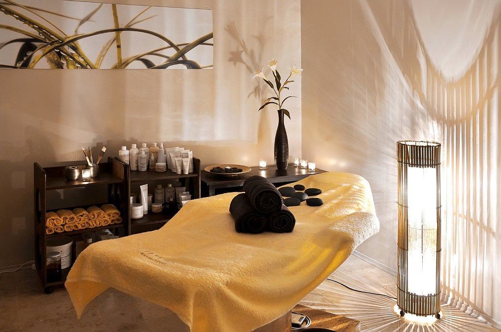 Zen SPA treatment room If you are celebrating a special oc… Flickr