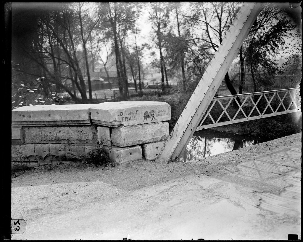 On the Dandy Trail As the Good Roads movement took hold in… Flickr