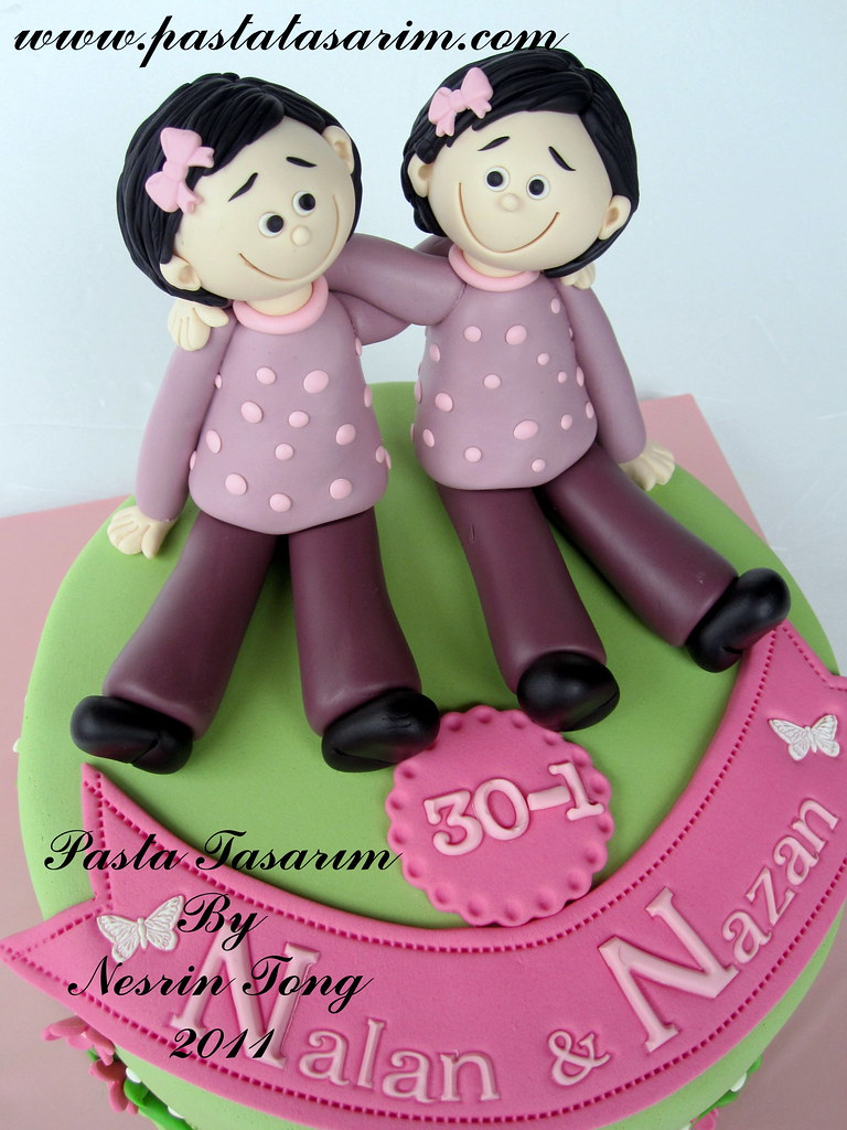 TWINS SISTERS BIRTHDAY CAKE CAKE BY NESRİN TONG Flickr