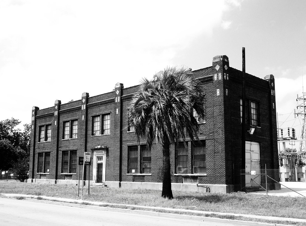 Houston Lighting & Power Substation, Quitman at Maury, Hou