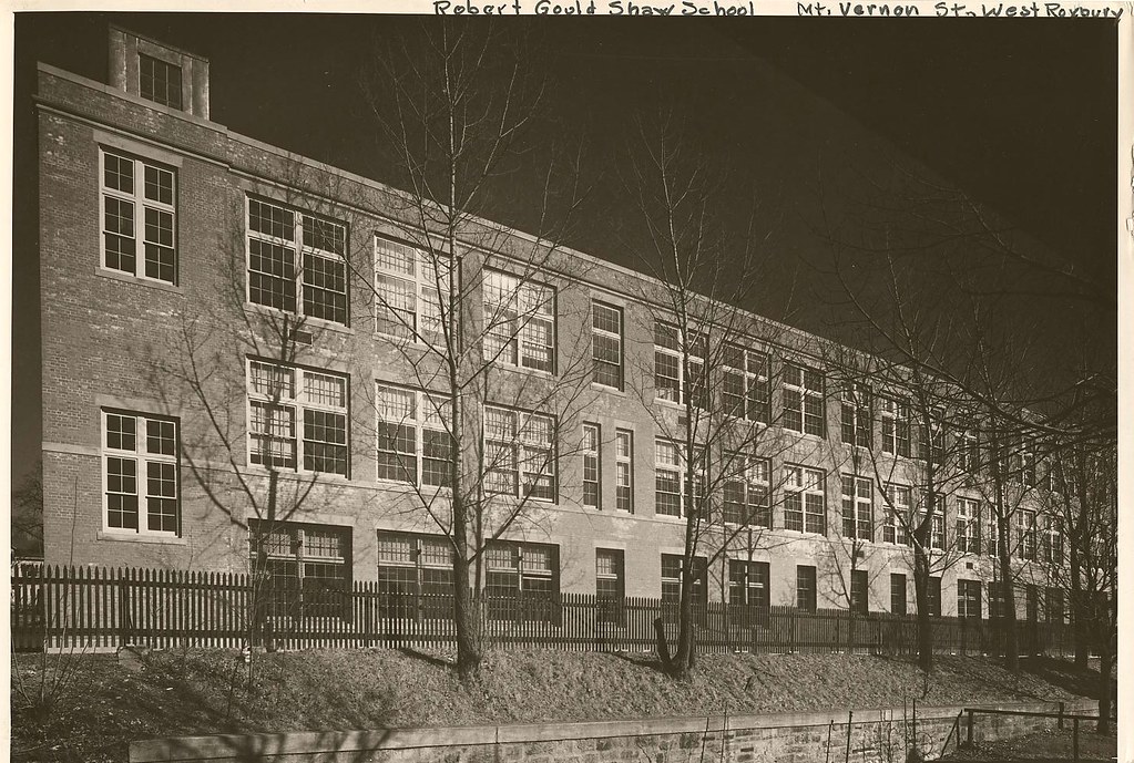 Robert Gould Shaw School Robert Gould Shaw School Exteri… Flickr