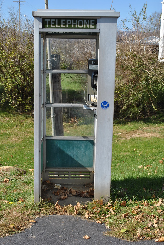 WORKING TELEPHONE BOOTH Telephone Booths are a vanishing f… Flickr