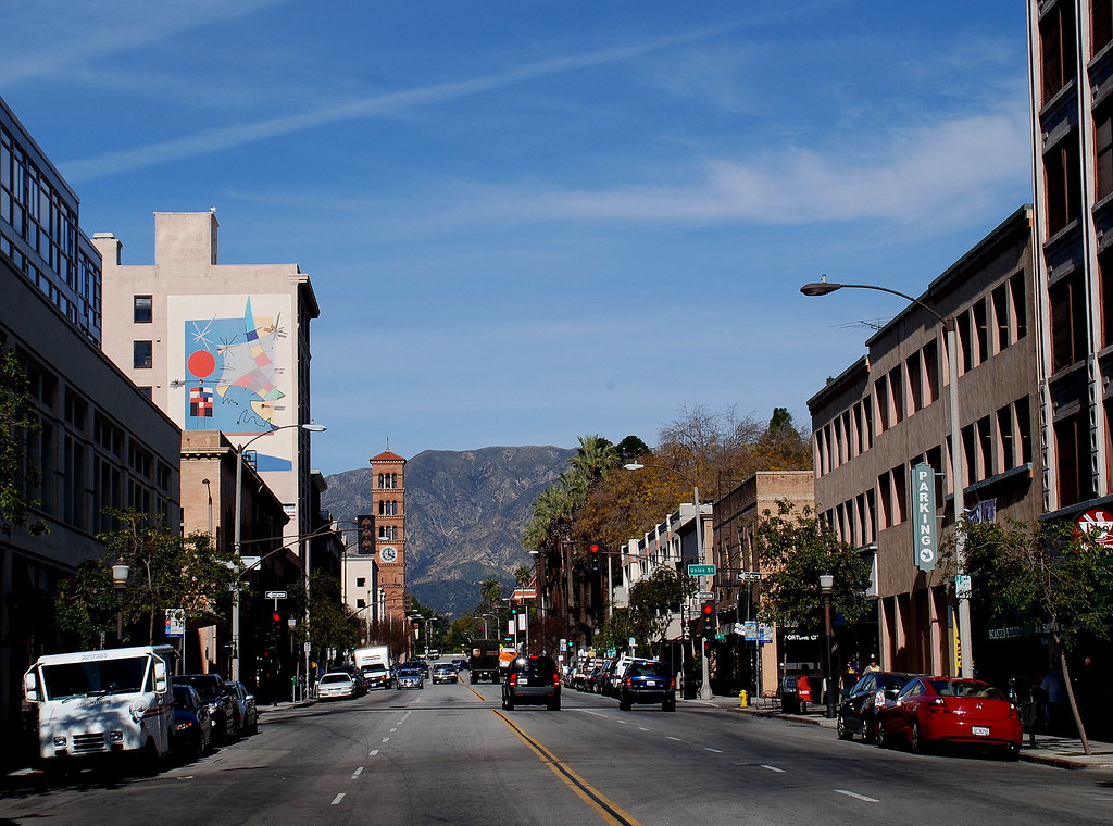 Raymond Avenue Looking North From Colorado Blvd., Downtown… Flickr