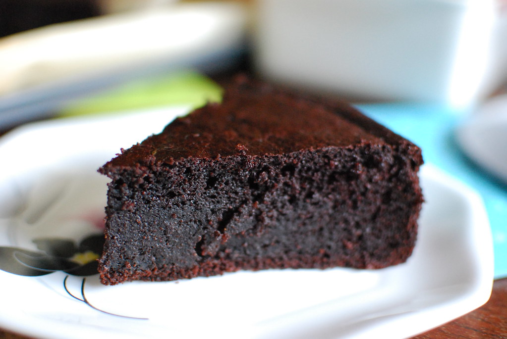 Quinoa Chocolate Cake Glutenfree cake that tastes like a … Flickr