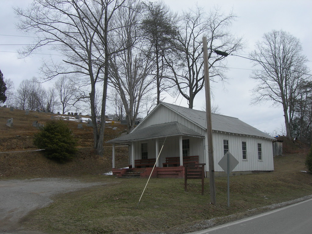 Maggard Old Regular Baptist Church US Hwy 119 between Oven… Flickr