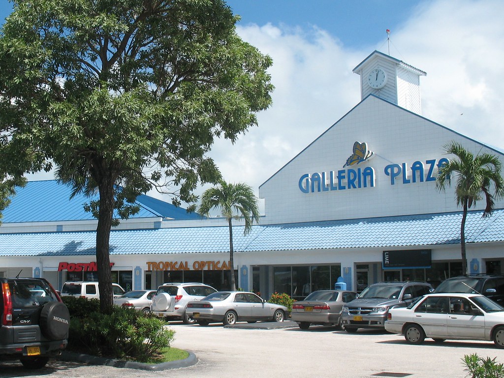 Galleria Plaza, Grand Cayman Large shopping centre. Flickr