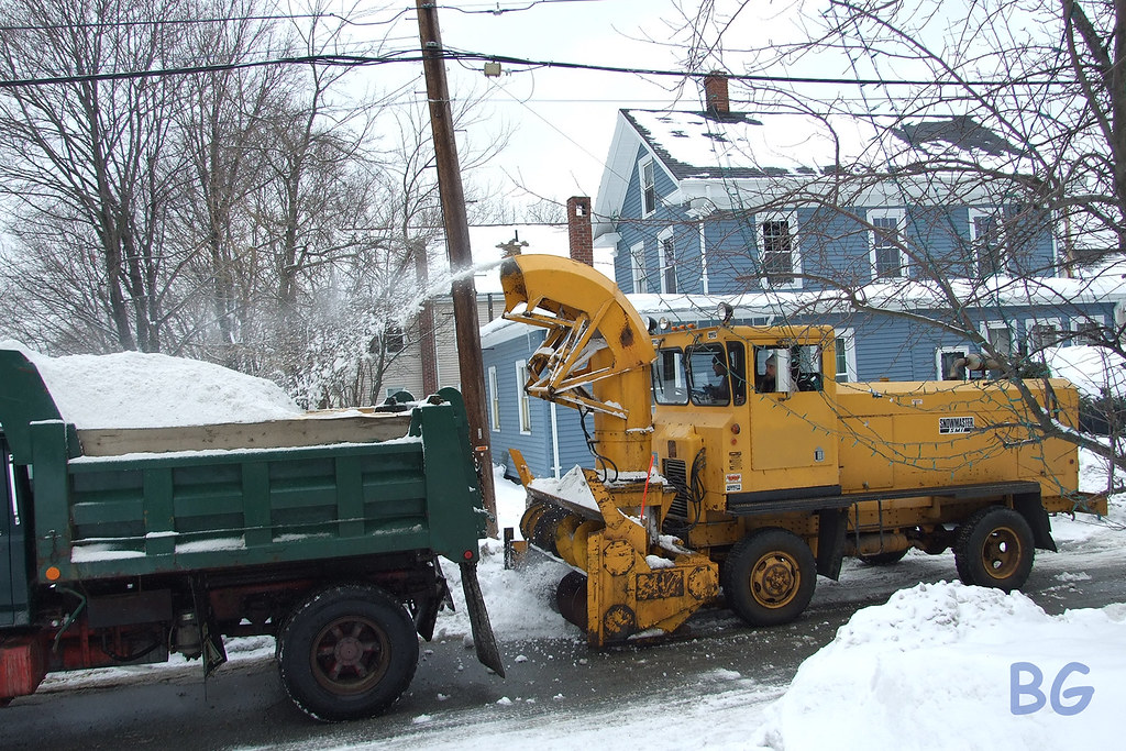 Giant Snow Blower Imagine how fast I could clear my drivew… Flickr