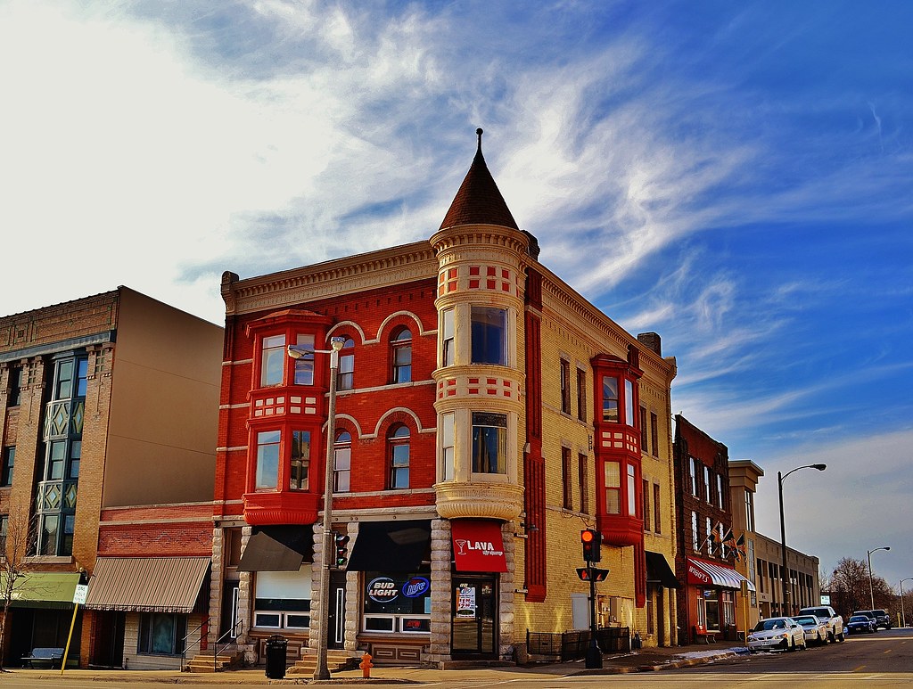 Downtown JANESVILLE, WI Lava Lounge in downtown Janesville… Flickr