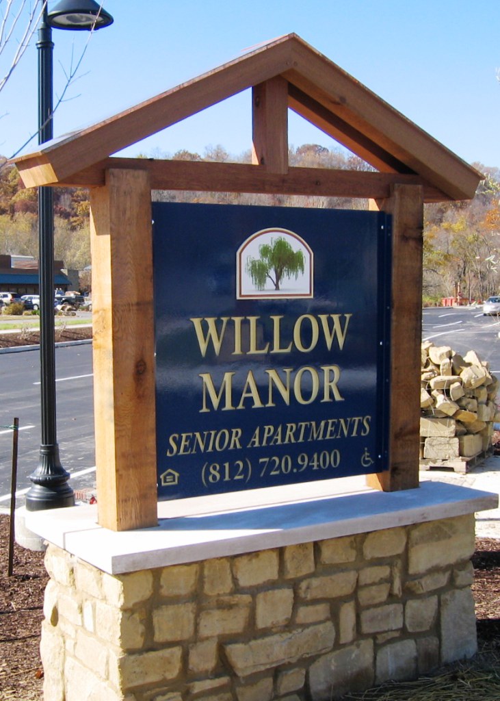 Willow Manor Senior Apartments Entry Monument Since 1987, … Flickr