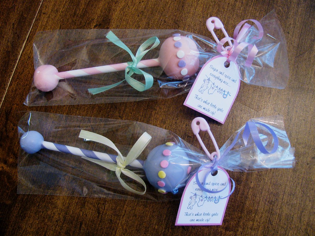 Baby Rattle Cake Pops Baby rattles! Both ends are cake pop… Flickr