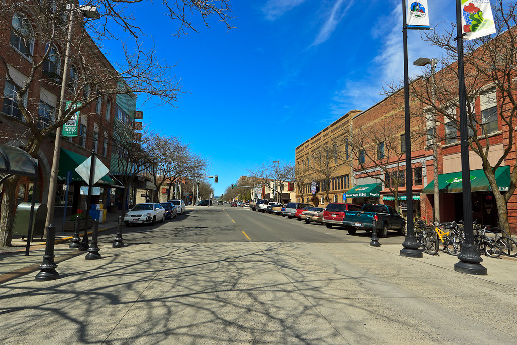 Downtown Moscow, Idaho It was such a nice day, I decided t… Flickr