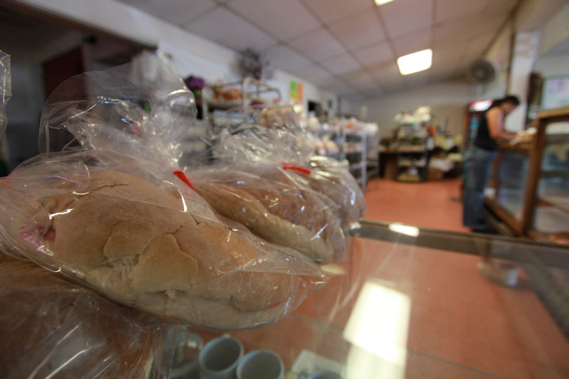 Molokai Bread at Kanemitsu Bakery Summer Ethnomathematics … Flickr