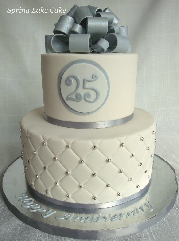 Silver Anniversary Cake 25th wedding anniversary cake with… Flickr