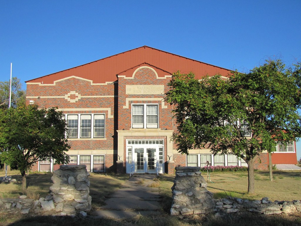 The education of Wallace Quite a stylish building for such… Flickr