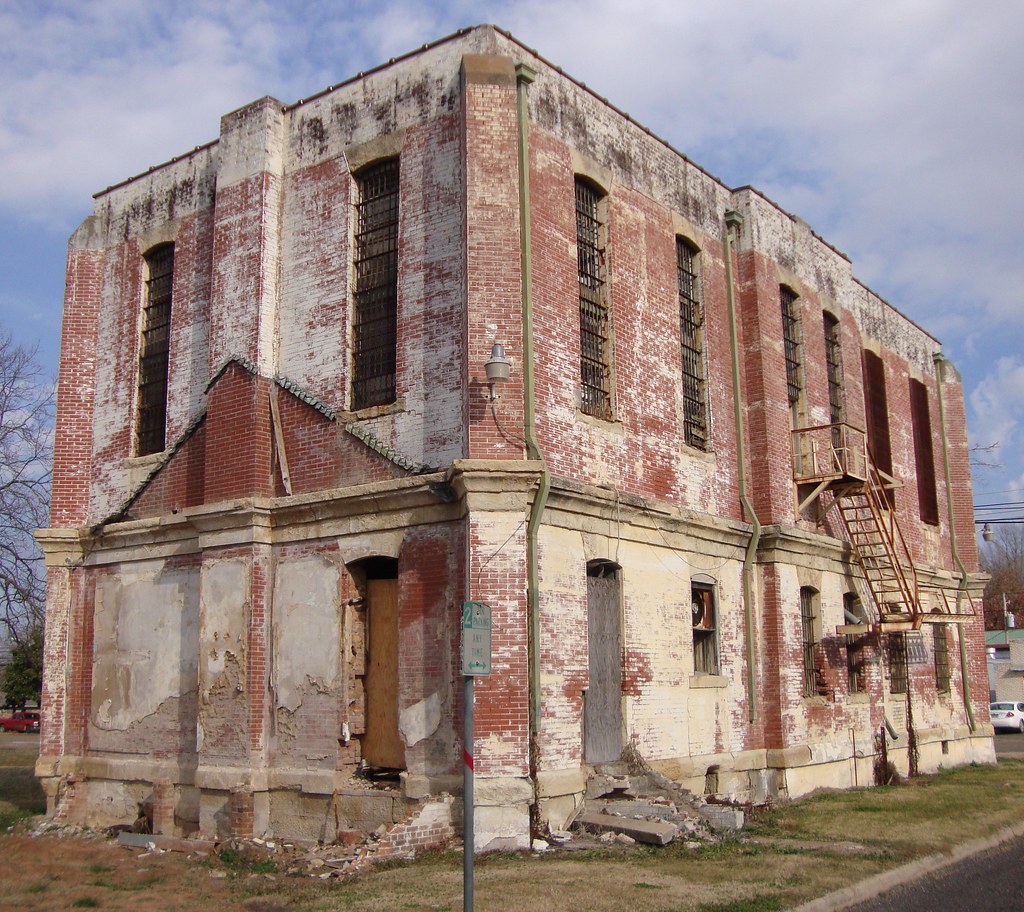 Old Bowie County Jail (Boston, Texas) Located on the old B… Flickr