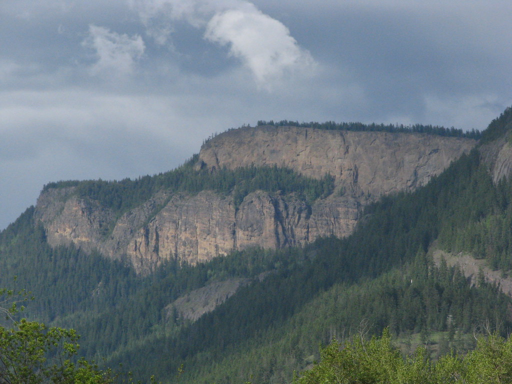 Enderby Cliffs, near Enderby, BC The Enderby Cliffs, locat… Flickr