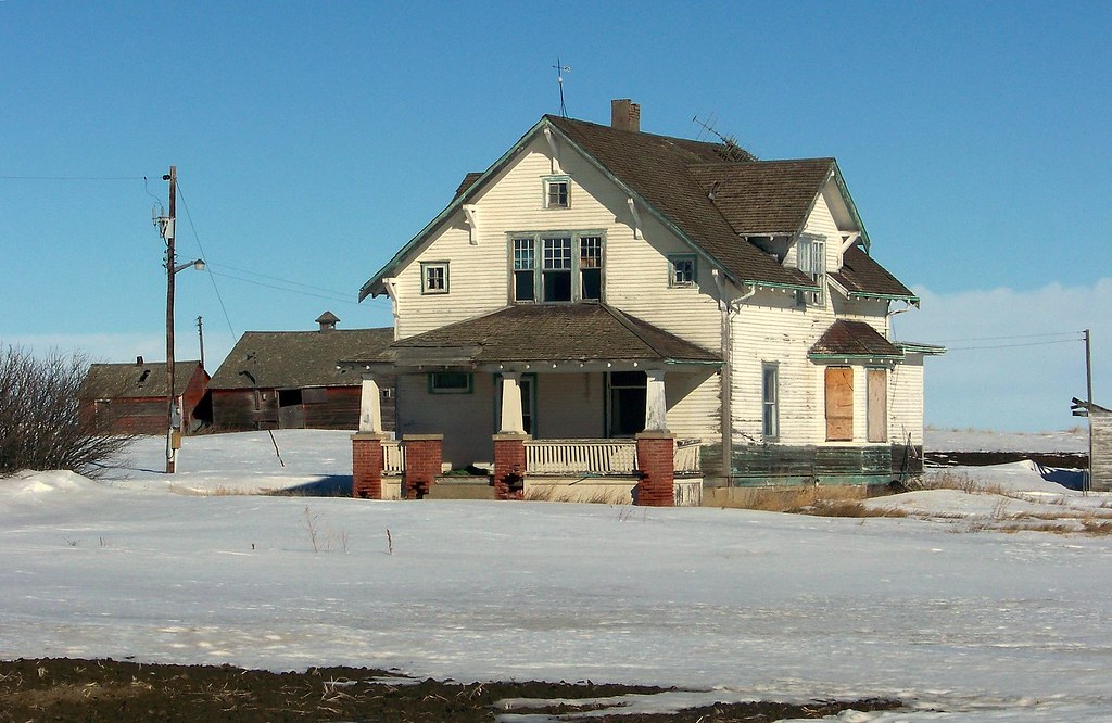 SKSW11c25 Old Farm House, Saskatchewan 2011 Old shutup fa… Flickr