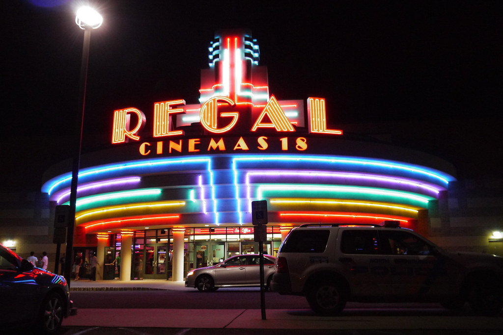 Regal Cinemas 18 Neon lights Shimmering neon lights And at… Flickr