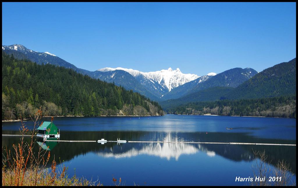 Capilano Lake N5908e I miss those sunny days. Wish you a g… Flickr