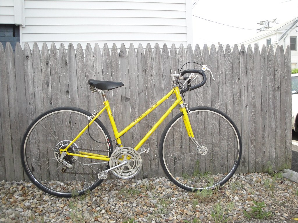 Schwinn World Traveler Yellow Road Bike Sweet 1972 Schwinn… Flickr