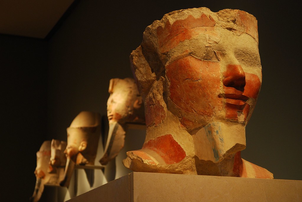 An Egyptian exhibit at the Metropolitan Museum in New York… Flickr